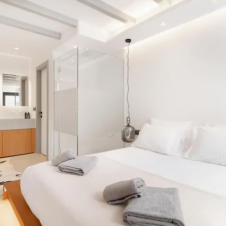 Martinez Luxury Escape * Γλάστρος