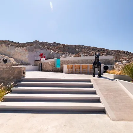 Martinez Luxury Escape Γλάστρος