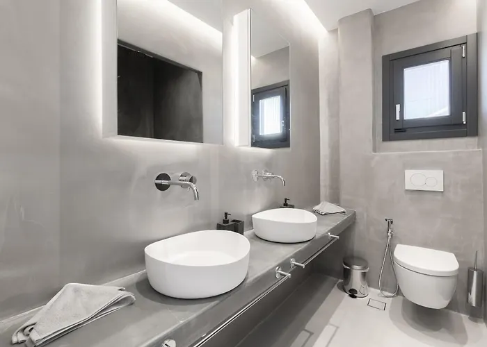 Martinez Luxury Escape Γλάστρος