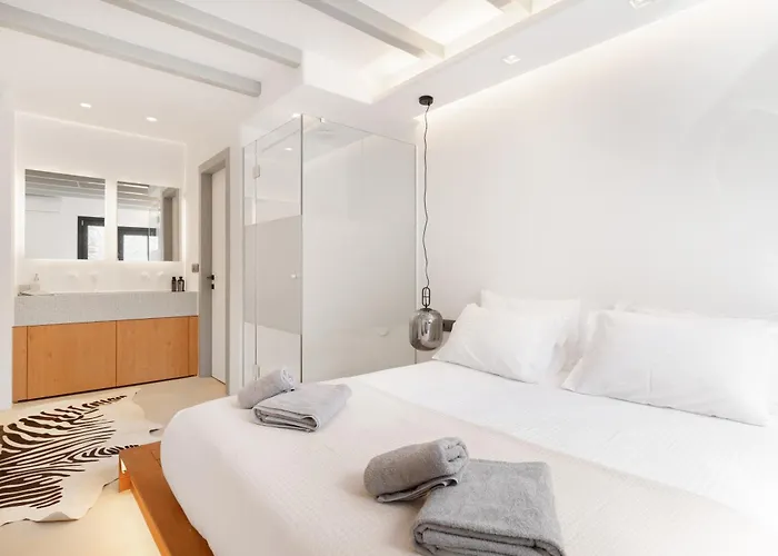 Martinez Luxury Escape * Glastros (Mykonos)